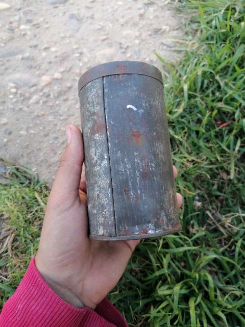 Antique Bournville cocoa tin, 1/2 lb