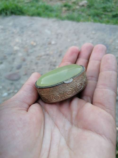 Small vintage pill holder with semi precious stone lid