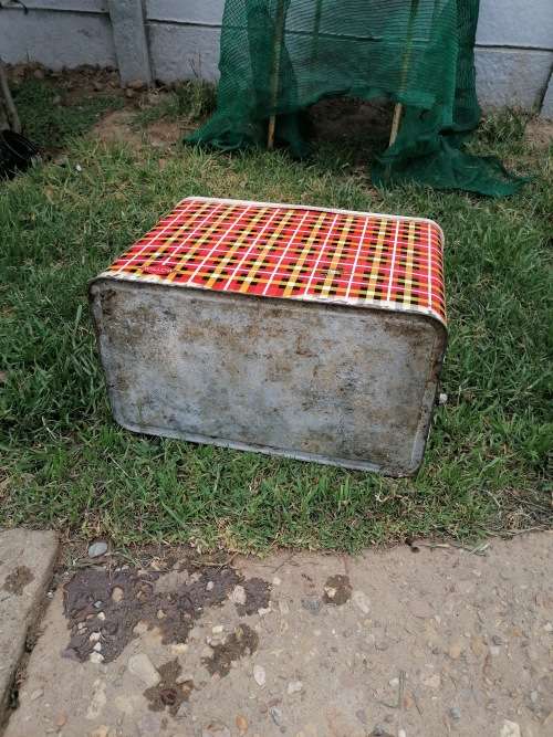 Vintage Willow cooler box. Condition as per picture
