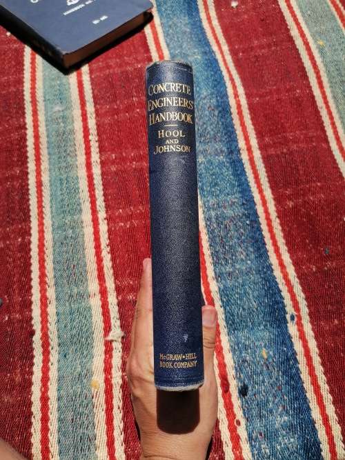 Concrete engineers handbook by hool and Johnson 1918