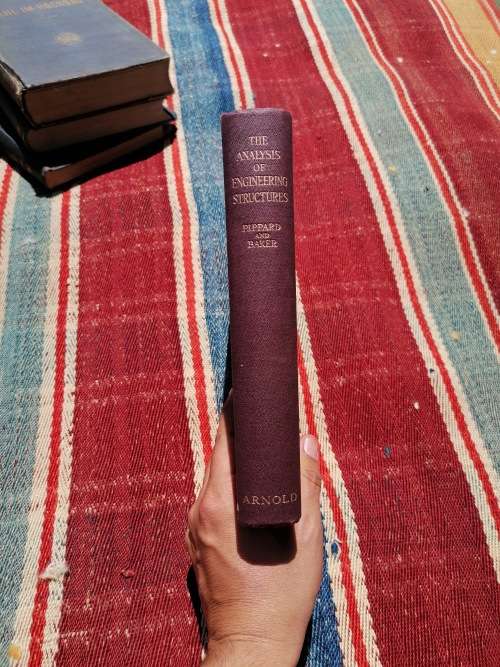THE ANALYSIS OF ENGINEERING STRUCTURES BY PIPPARD AND BAKER 1945