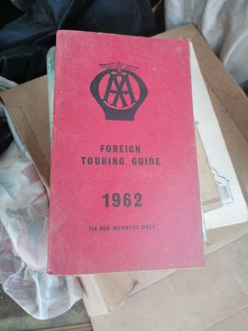 FOREIGN TOURING GUIDE 1962