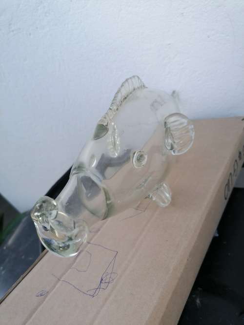 Cool vintage fish decanter bottle. Condition as per picture