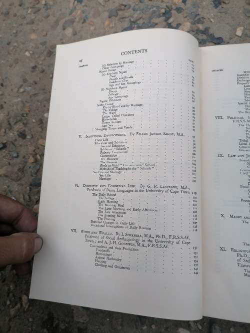 Bantu-Speaking Tribes of South Africa, An Ethnographical Survey Schapera, I. Published by Maskew Mil