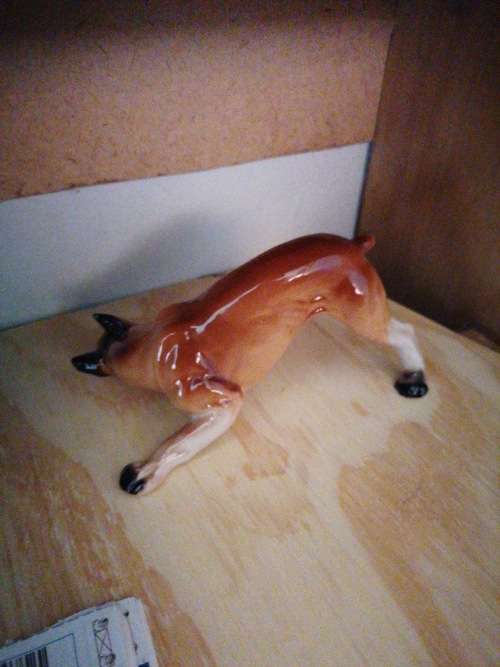 VINTAGE HIGH GLOSS PORCELAIN  BOXER DOG FIGURINE