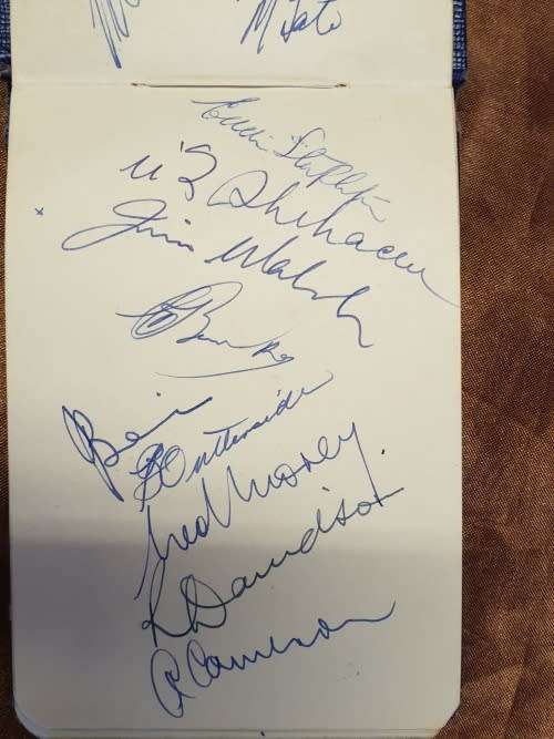 Wow rare find Autographs - Aus (Rugby) 1953 and NZ (Cricket) 1953. 45 Signatures.