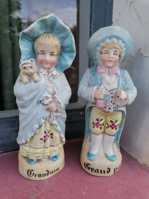 Antique German porcelain The grandpa hand broken