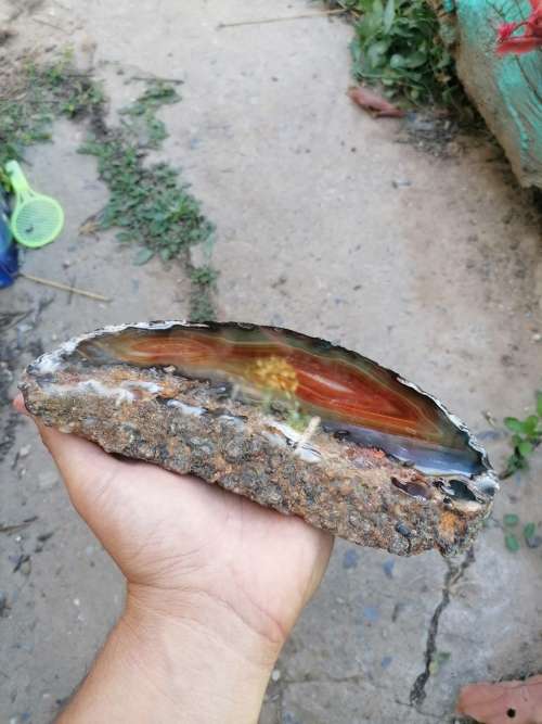 Large agate crystal