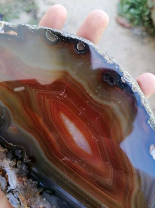 Large agate crystal