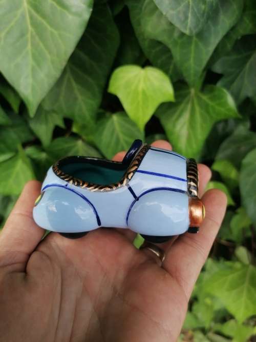 Cute porcelain car