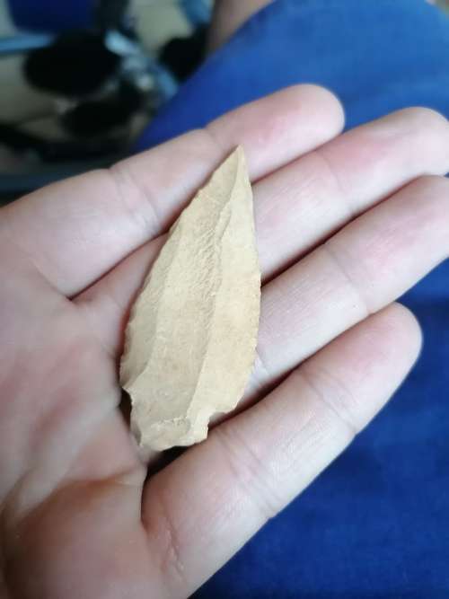 Ancient indian arrow head, condition as per picture