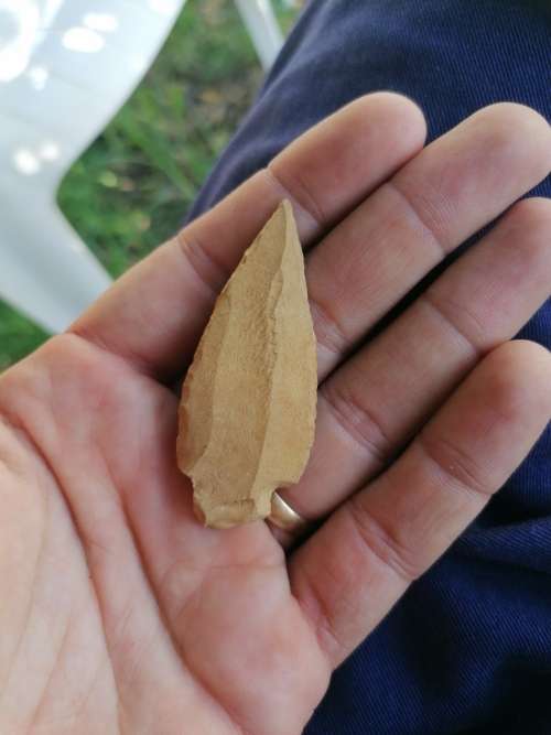 Ancient indian arrow head, condition as per picture