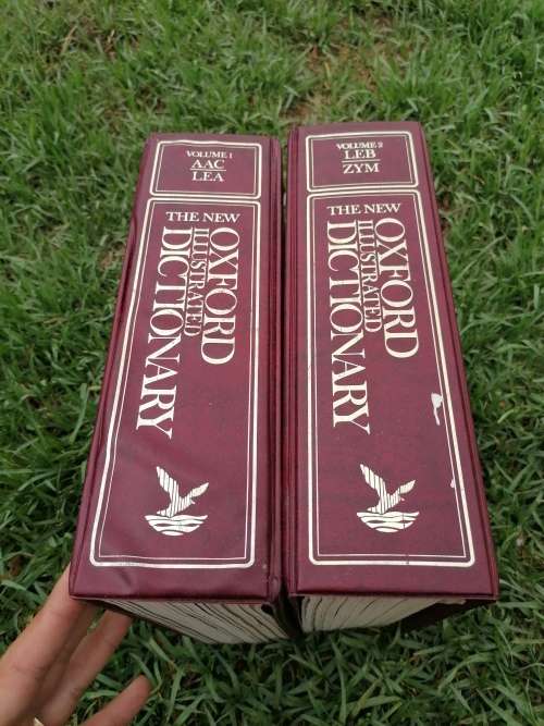 2x The new Oxford illustrated dictionary vol 1&2