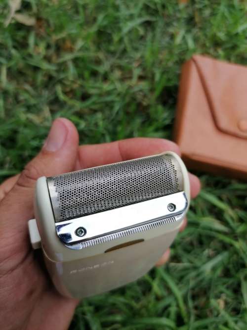 VINTAGE RONSON ELECTRICAL SHAVER