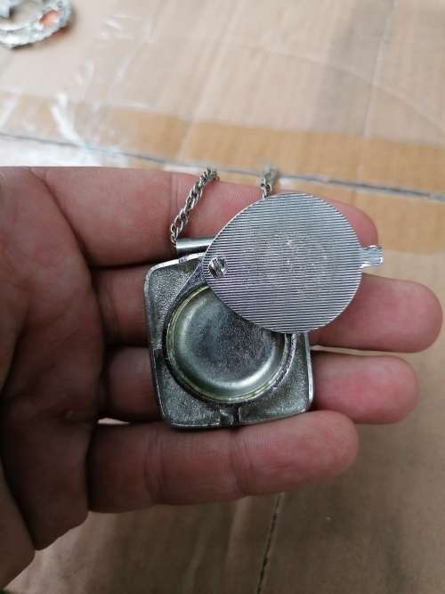 Cool necklace with hidden apartment