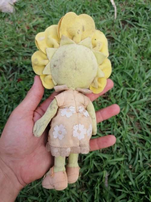 Vintage Fifi and flowertots soft toy, needs a clean