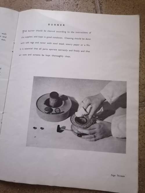 Hints and recipes for all users of illuminating paraffin