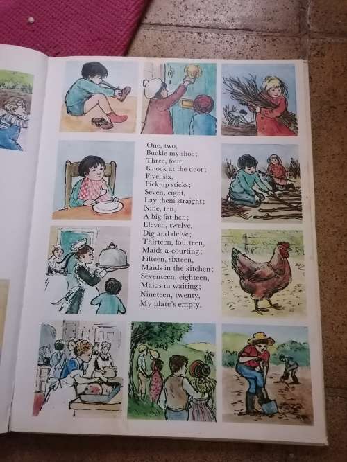 The Best Book of Nursery Rhymes by Dinan, Carolyn Hardcover Book