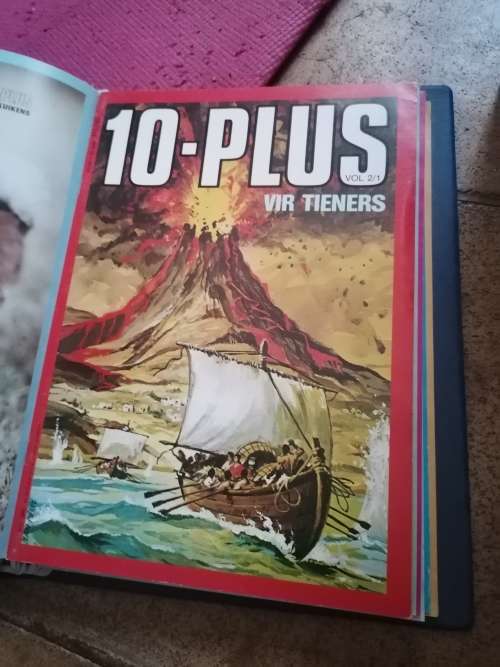 10-PLUS STORIES VIR TIENERS 1980 BOEK REEKS IN FILE.PUIK TOESTAND