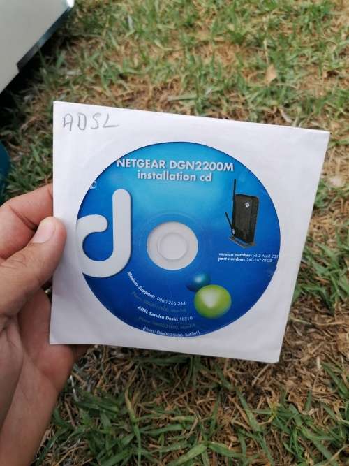 Netgear DGN2200M installation cd