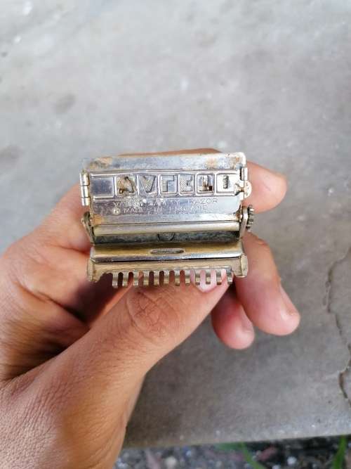 Rare find in box a Valet Auto Strop 99 Safety Razor + new in box  valet strop