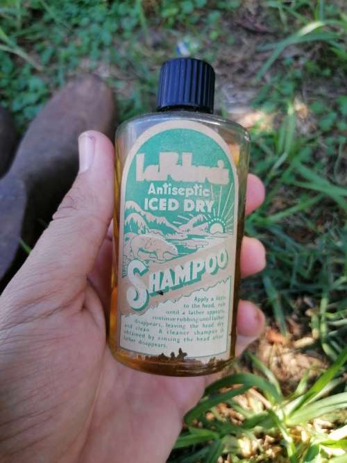 vintage antiseptic iced dry shampoo