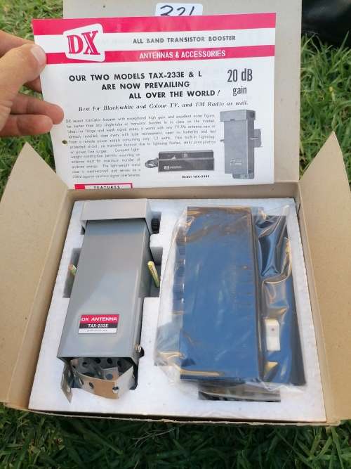 Vtg TRANSTAR TV TAX-233E PX Antenna Transistor Booster w/Box,