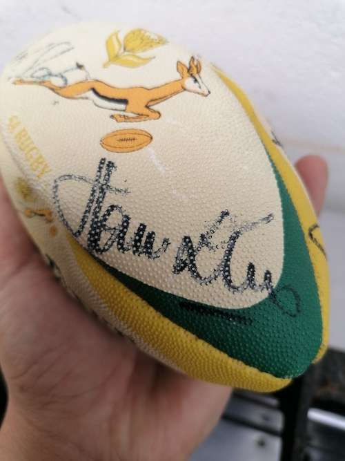 Rare find, Signed minature springbok rugby ball