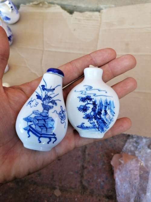 2 vintage or antique chinese parfume bottles