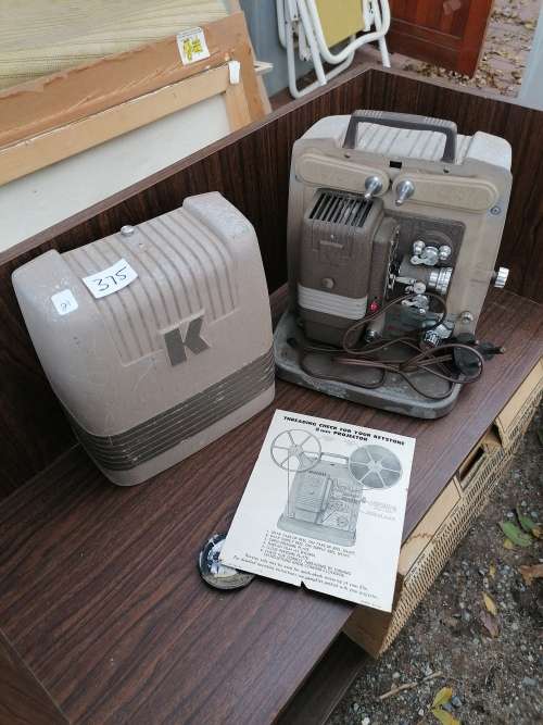 keystone k100 8mm projector. Working condition