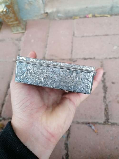 Vintage holder with great details