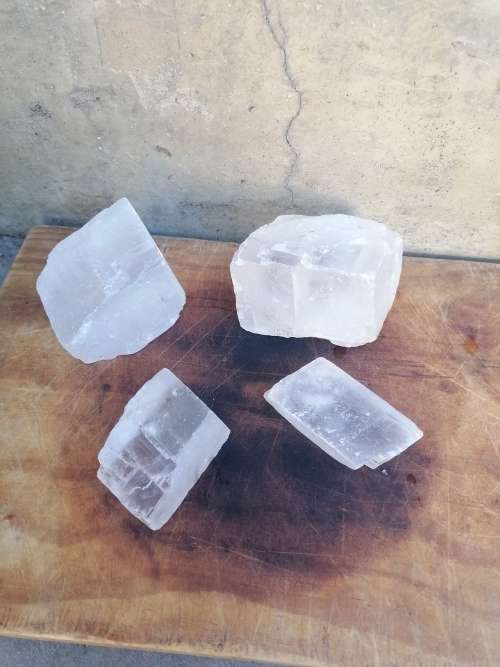 Crystal lot