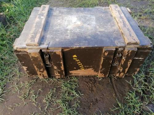 SADF era transit box for the co-axial sighting telescope number 18 Mark 1.