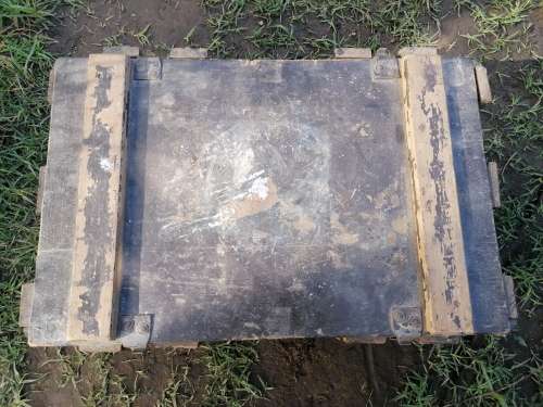 SADF era transit box for the co-axial sighting telescope number 18 Mark 1.