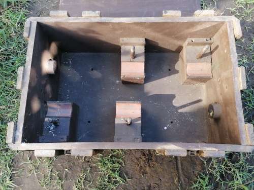 SADF era transit box for the co-axial sighting telescope number 18 Mark 1.