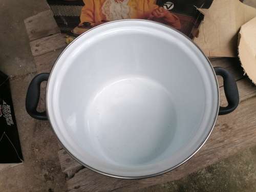 Like new POINTERWARE 23CM 7L POT/GREYSTONE