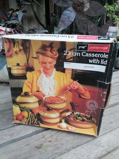 Unused POINTERWARE 23 GREYSTONE CASSERILE WITH LID