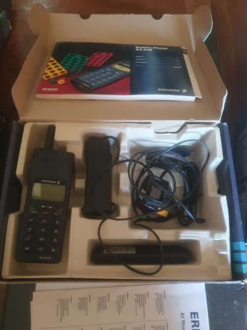 3 X Ericson Cell Phones