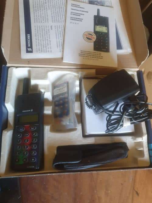 3 X Ericson Cell Phones
