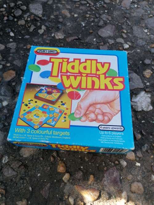 VINTAGE TIDDLY TIDDLEY WINKS BOXED GAME
