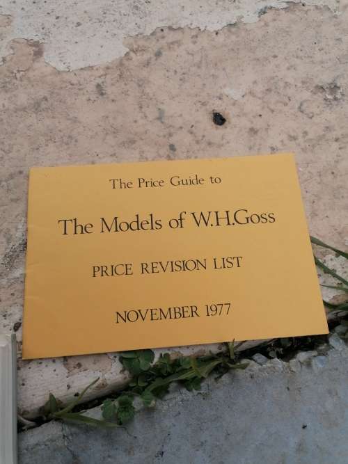 The price guide to the models of W. H. Goss Roland Ward