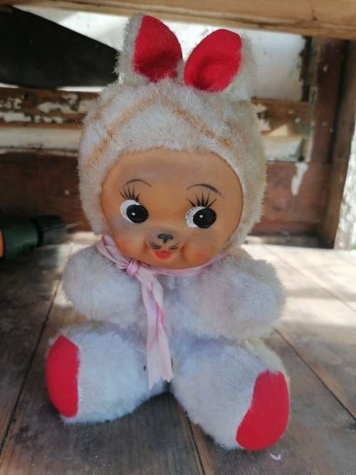 Vintage Rubber Face dol 23cm tall