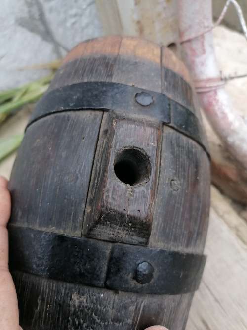 Rare find a 18th Century oak constrel