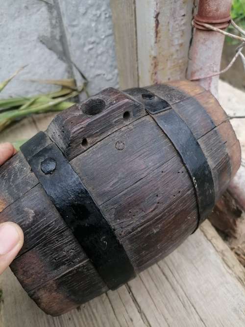 Rare find a 18th Century oak constrel