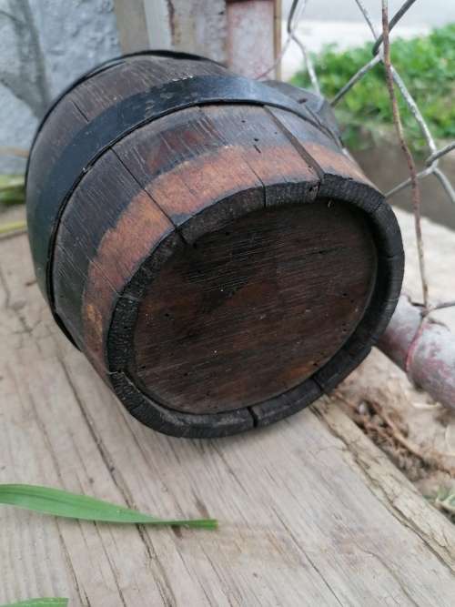Rare find a 18th Century oak constrel
