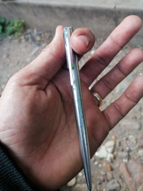 Parker pen needs ink. Other one no point