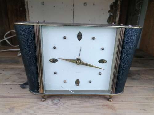 Working condition Vintage Smiths Sectric Leather Mantel Clock. Condition as per picture