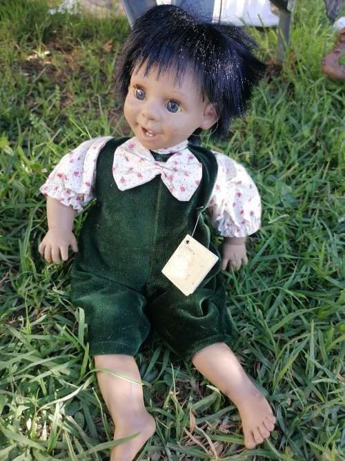 A MUNECAS Y PELUCHES ARIAS SOFT BODIED DOLL