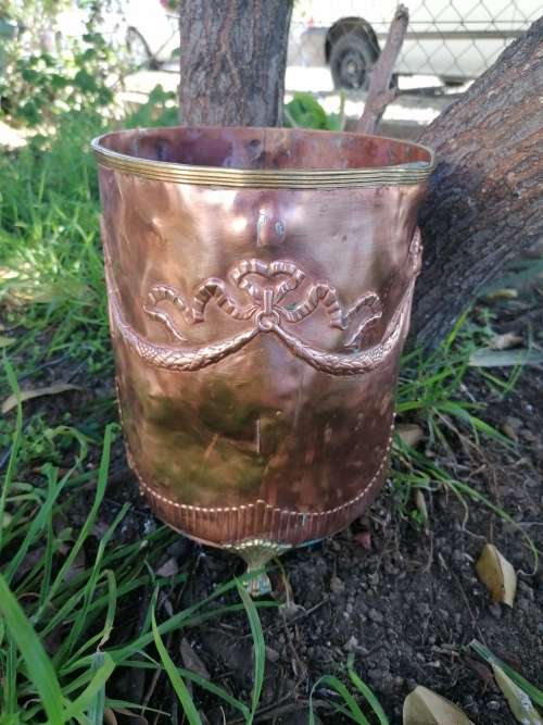 RARE FIND. Carl Deffner Esslingen Copper Planter Cache Pot Plantpot Art Nouveau