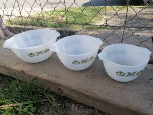 Vintage Anchor Hocking Fire King Green Meadow Mixing Bowls